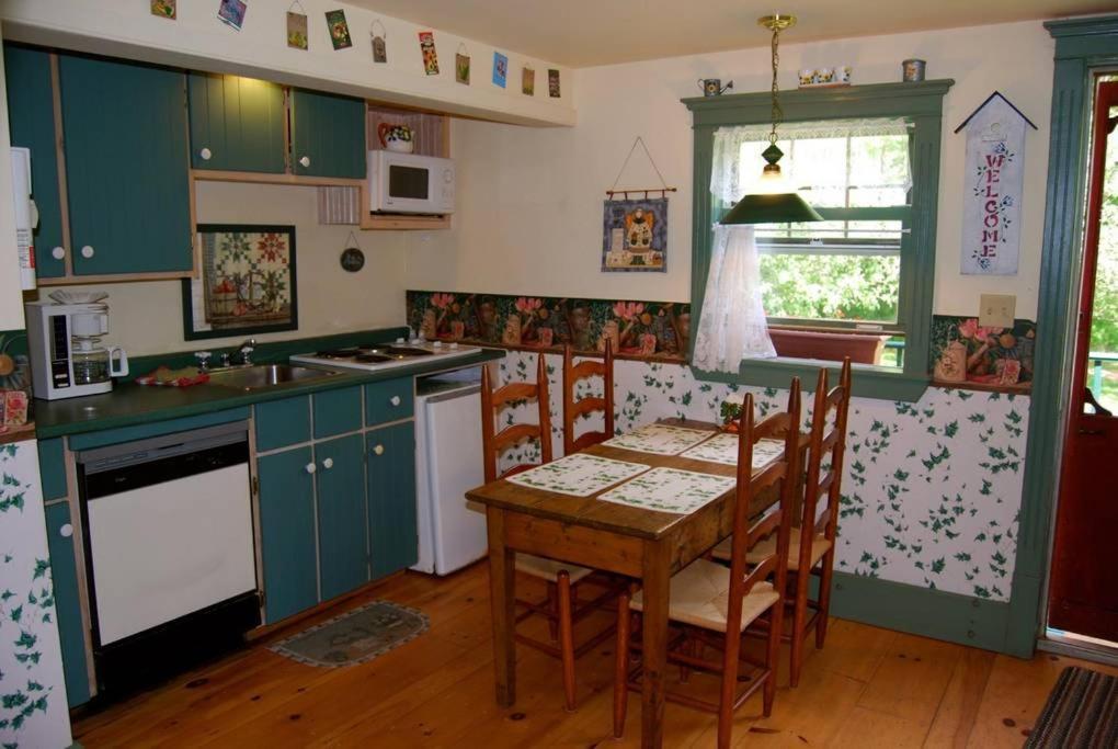 Bugaboo Cottages Summerside Extérieur photo